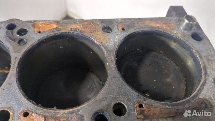 Блок цилиндров Opel Vectra B, 1996