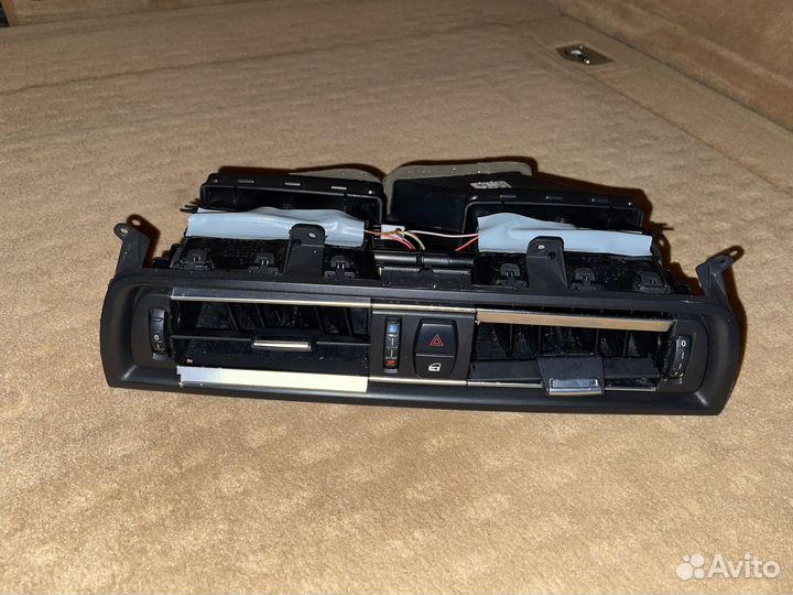 Дефлектор центральный BMW f13