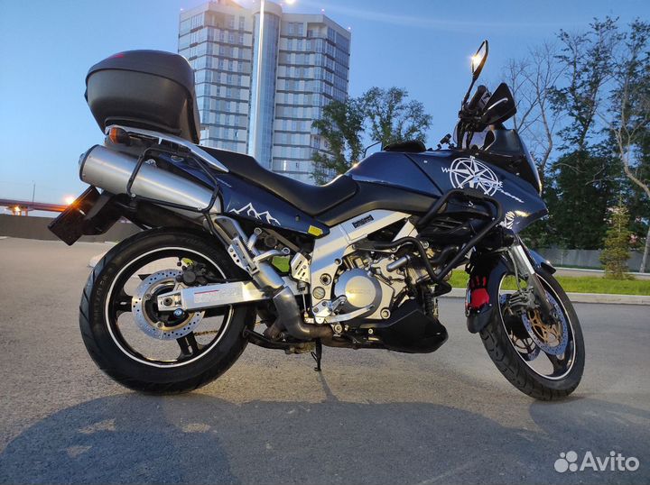 Suzuki V-strom DL 1000