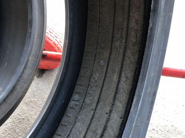 Pirelli P Zero PZ4 245/35 R20
