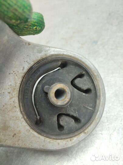 Опора кпп левая Nissan Primera P12 седан 1.6 Л