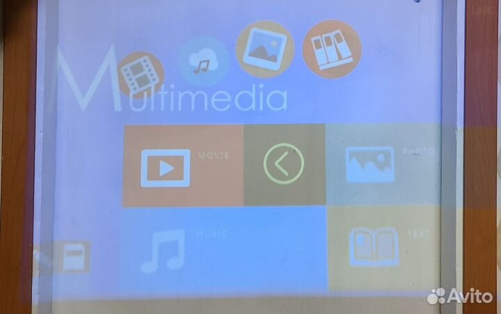 Проектор Unic UC40