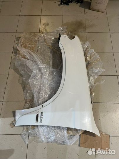 Крыло переднее левое Bmw Е53 кросовер 3.0 2005