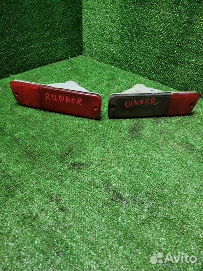 Противотуманка задняя Mitsubishi Space Runner 1