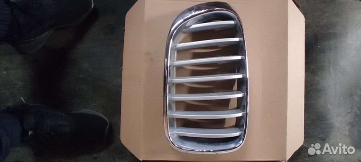 Решетка радиатора BMW x3 f25 правая