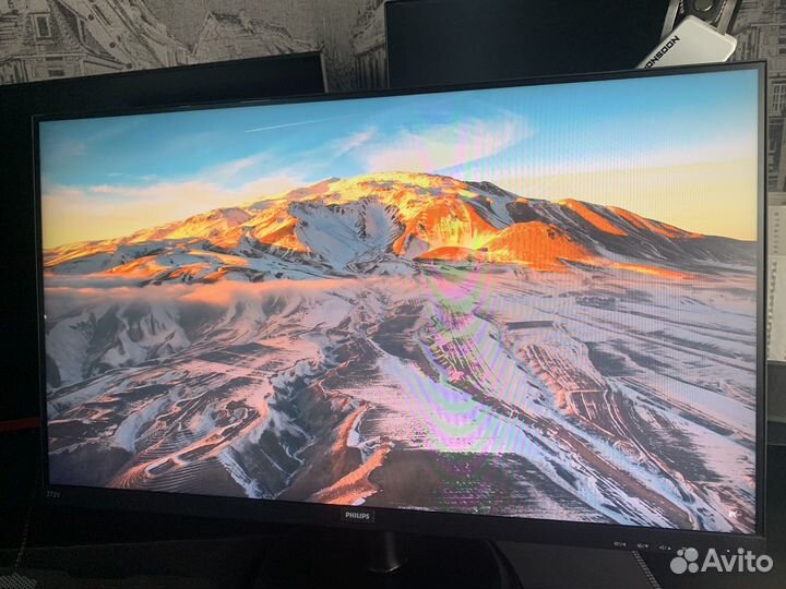 Монитор Philips 27 Full HD без рамок яркий