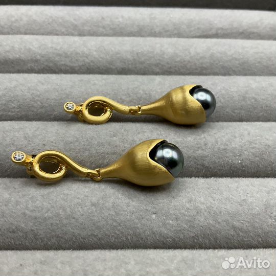 Серьги стильные