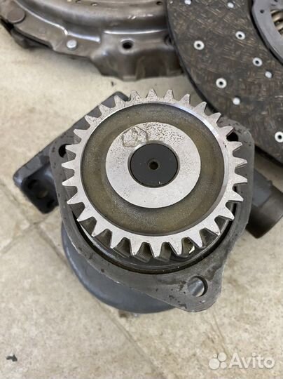 Водяной насос ямз 240