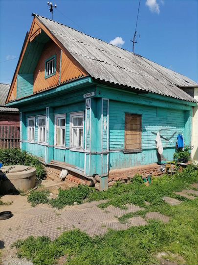 Дом 57 м² на участке 5,4 сот.