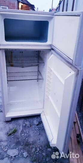 Холодильник юрюзань 207