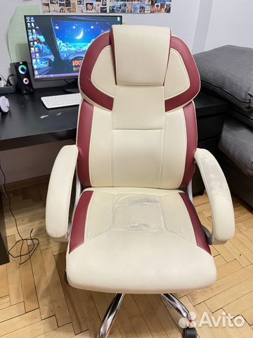 Кресло кожаное белое