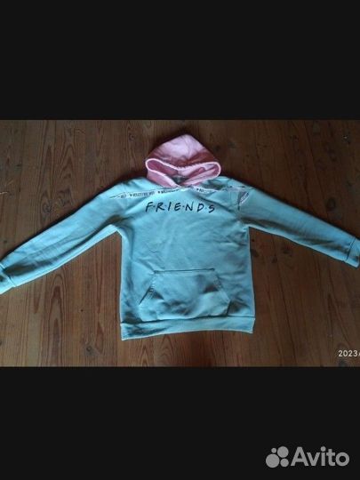 Свитшоты женские 48-50 размер