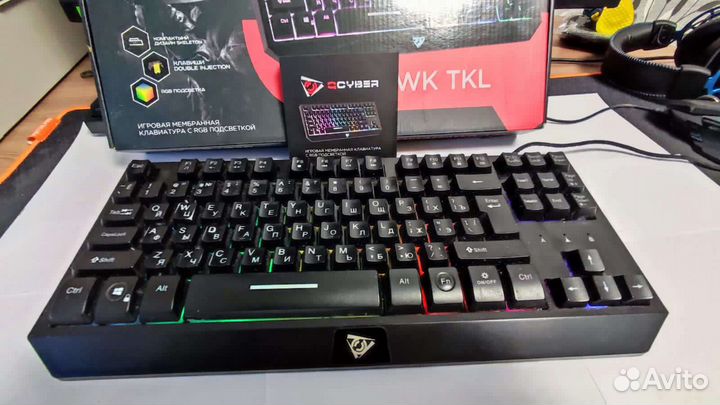 Игровая клавиатура TKL