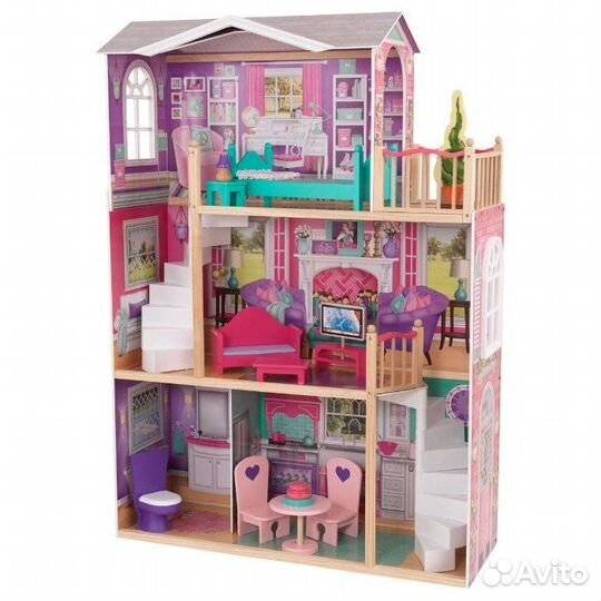 Самый большой дом для кукол
