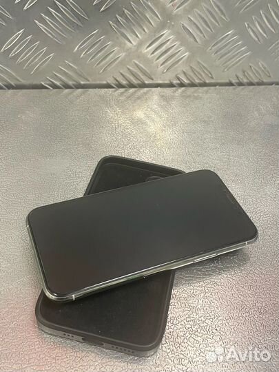 iPhone 11 Pro, 64 ГБ