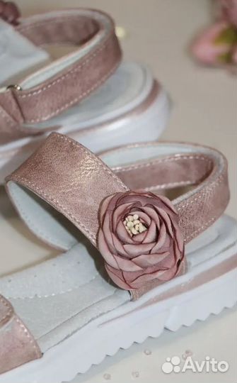Сандали для девочки