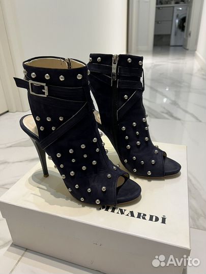 Ботильоны минарди