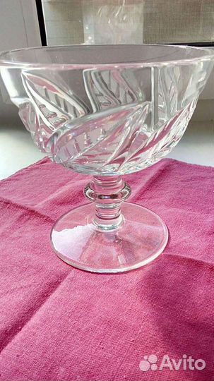 Хрустальная ваза