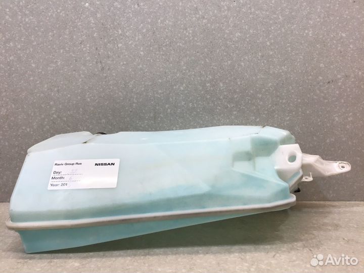 Бачок омывателя лобового стекла Nissan Almera (G15