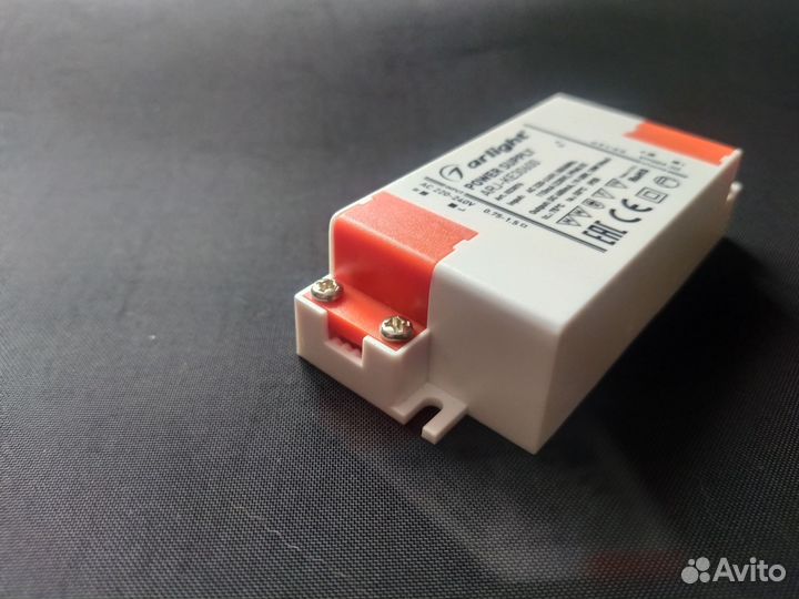 Блок питания ARJ-KE30600