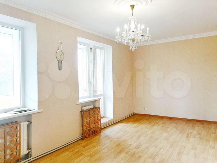 3-к. квартира, 74 м², 3/5 эт.