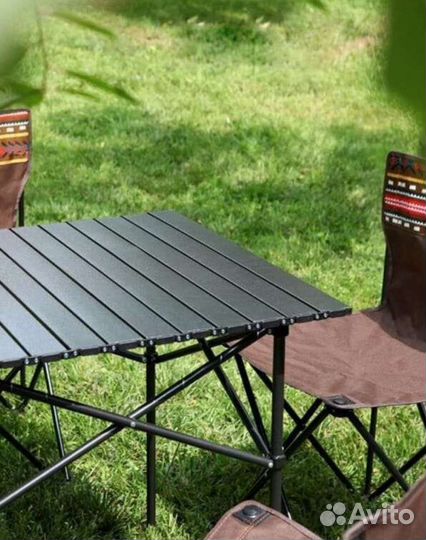 Раскладной стол и 4 стула для пикника
