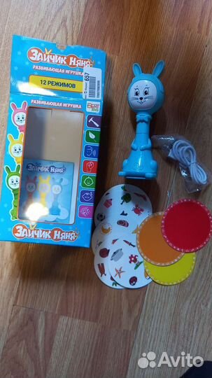 Развивающая игрушка зайчик