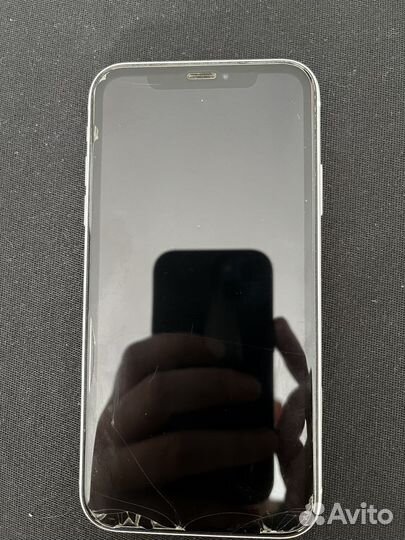 Телефон iPhone Xr 128 гб белый