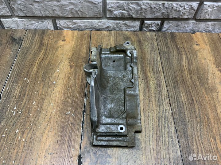 Honda CR-V Кронштейн кпп АКПП