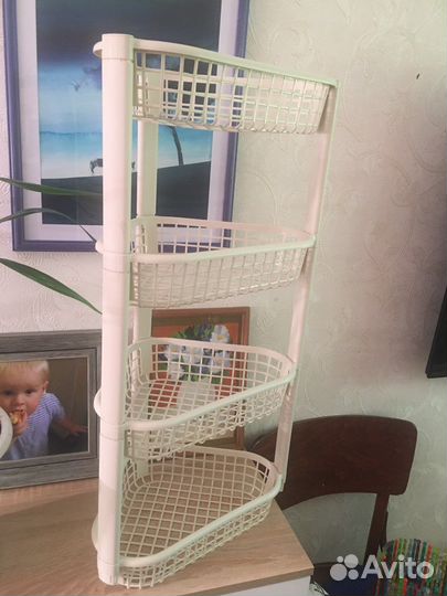 Корзина, этажерка, пластик