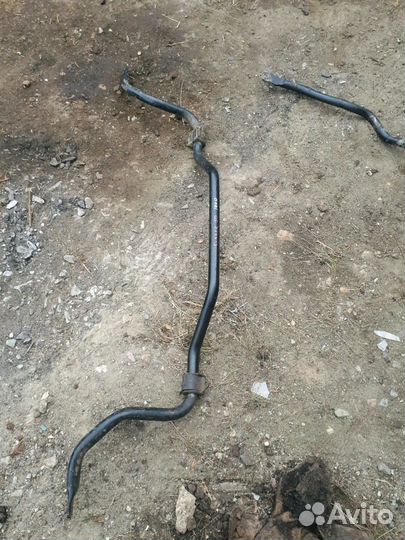 Стабилизатор Toyota chaser 90