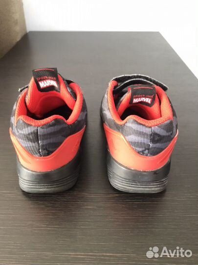 Кроссовки adidas для мальчика