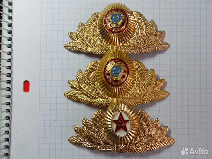 Значки, эмблемы