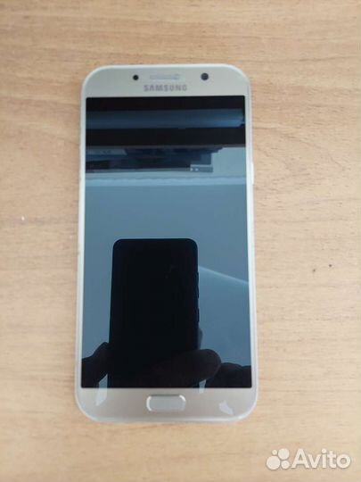 Телефон Samsung galaxy a7 2017