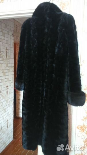 Продам норковую шубу