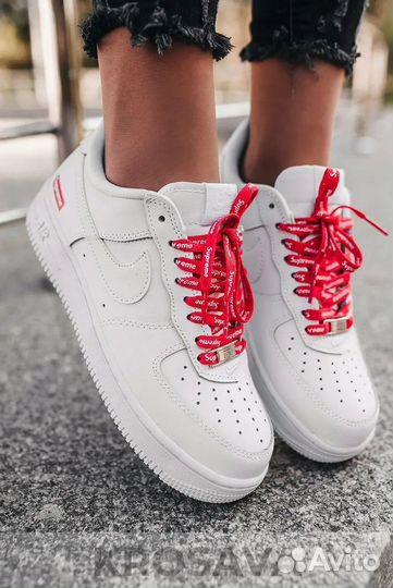 Nike Air Force 1 '07 Low x Supreme