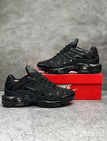 Кроссовки nike air max tn