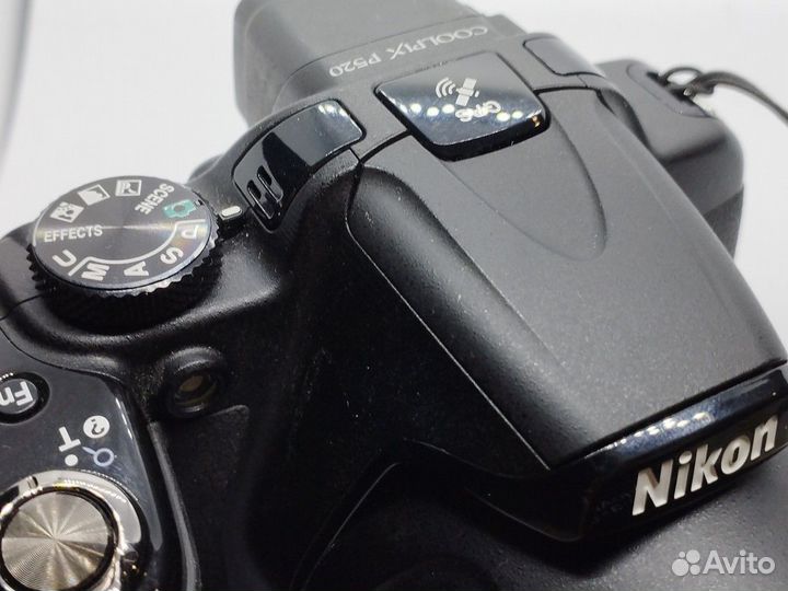 Nikon coolpix p520