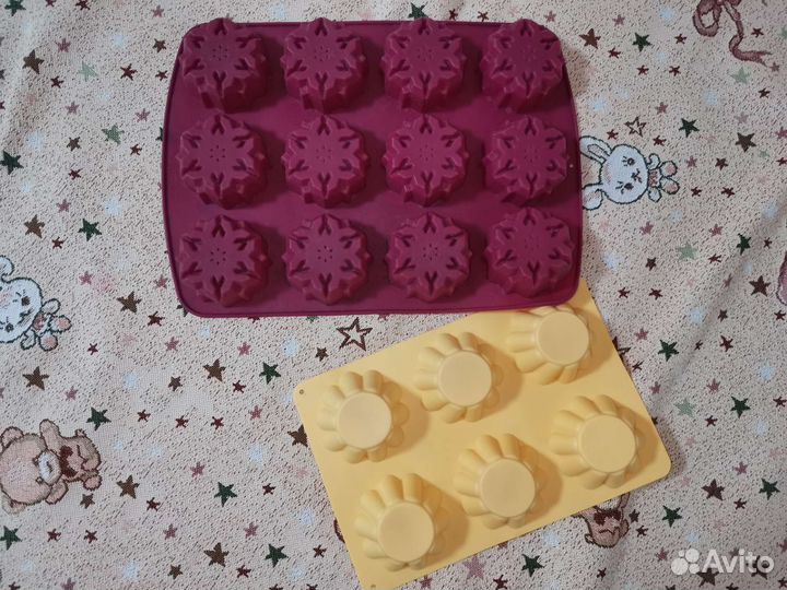 Бесплатно Форма силиконовая для кексов