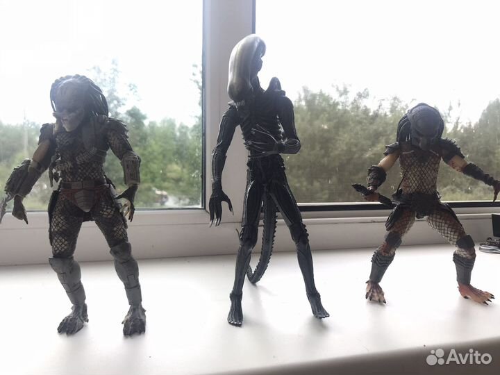 Фигуры хищник и чужой neca оригинал