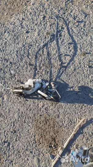 Замки дверей паджеро спорт 1