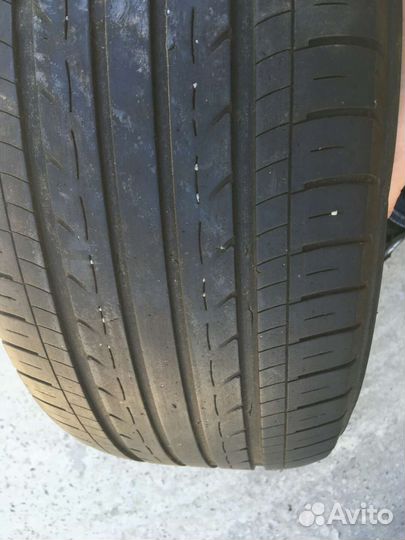 Yokohama AVS Decibel V550 235/60 R16 104W