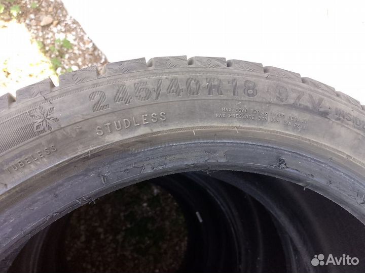 Triangle Snowlink PL02 245/40 R18