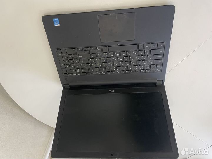 Ноутбук dell 15,6''