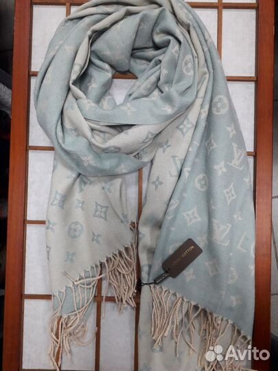 Шарфы и палантины