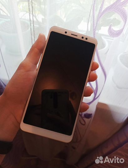 Xiaomi Redmi Note 5, 4/64 ГБ
