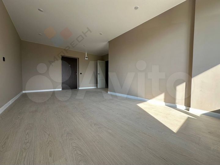 1-к. квартира, 42 м², 2/18 эт.