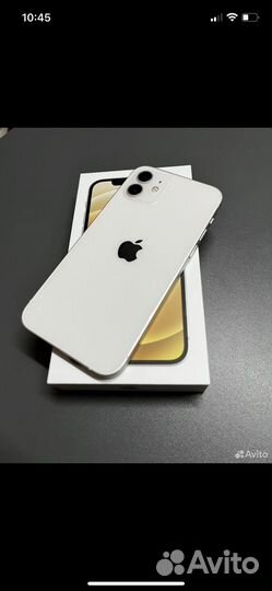 iPhone 12, 64 ГБ