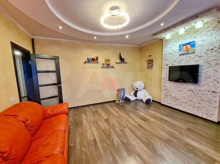 4-к. квартира, 80 м², 9/9 эт.