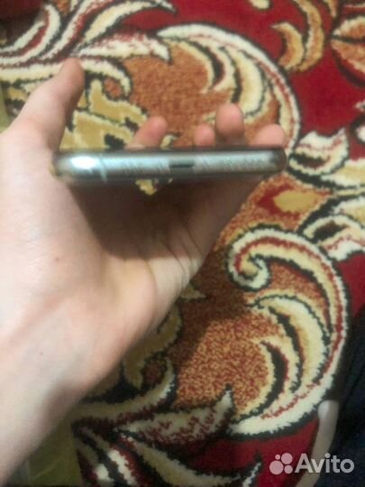 iPhone 11 Pro, 64 ГБ